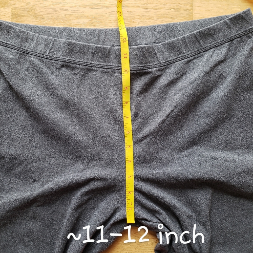 L.L. Bean Pants - Picture 5 of 7